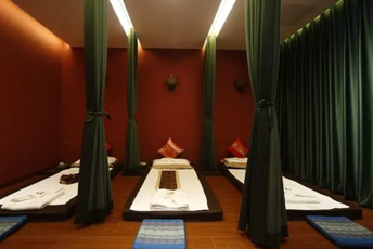 上海嘉定区泰式按摩的被动瑜伽：当身体被折叠成诗